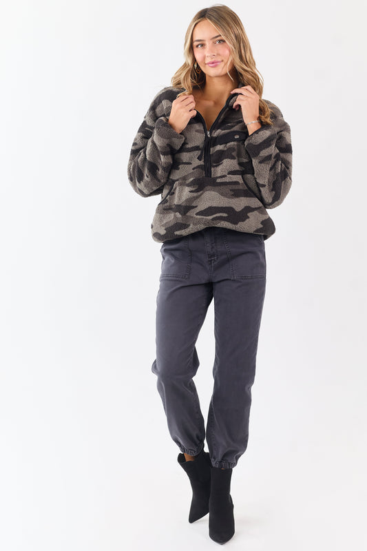 Ash Camo Print Half Zip Up Sherpa Pullover Jacket